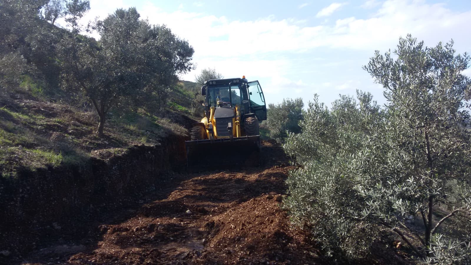 Didim hafriyat iş makinesi ve saha çalışması 5 — Ertaş Hafriyat